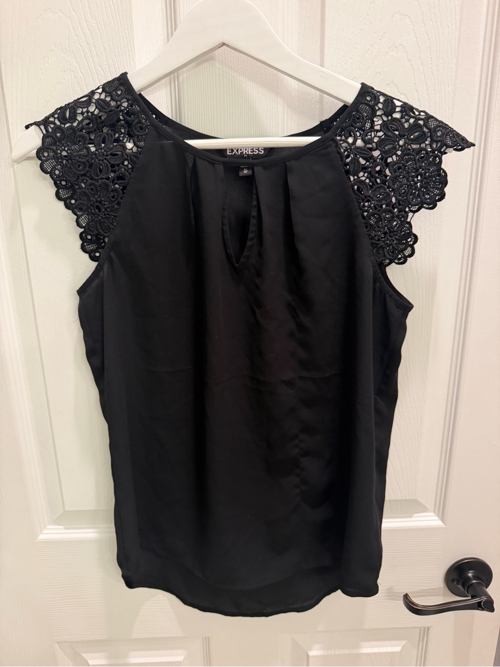 Express Black Lace Cap Sleeve Keyhole Blouse Top XS
